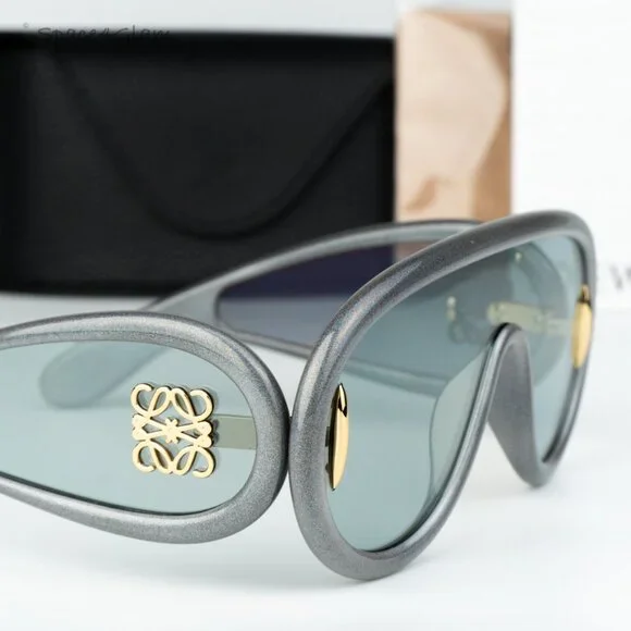 Loewe Men Sunglasses Grey Blue Mirror Shield LW40108I 05X  display picture 1